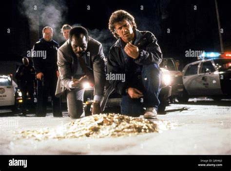 Danny Glover Mel Gibson Lethal Weapon 2 1989 Stock Photo Alamy