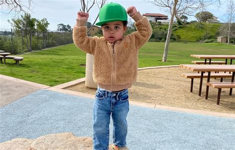 Khloe Kardashians Son Tatum Looks Like Rob Kardashians Twin Photos