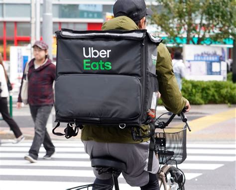 新型コロナで急成長している業種。uber Eatsは「配達員の稼ぎが倍近くに」 日刊spa