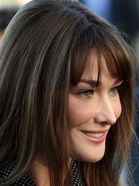 Carla Bruni Come Ha Scoperto Di Avere Il Tumore Al Seno