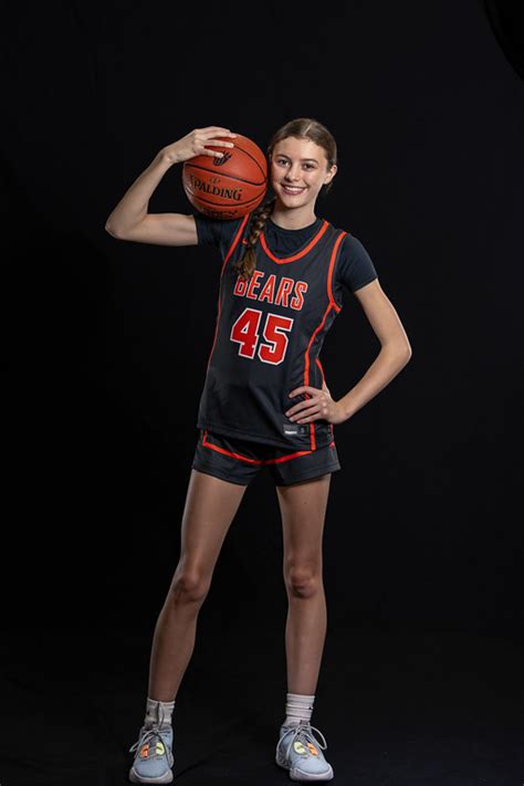 WBL Girls Basketball Portraits 2023 Lisa Siddons