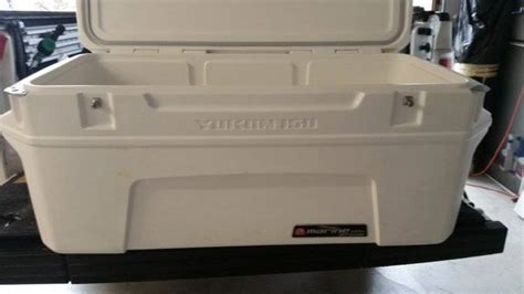 Igloo Marine Elite Offshore 150qt Cooler Bloodydecks