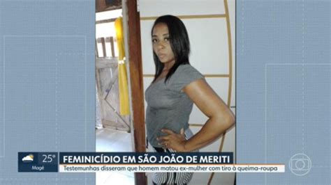 Mulher Morta Na Frente Dos Filhos Na Baixada Fluminense Fam Lia Da