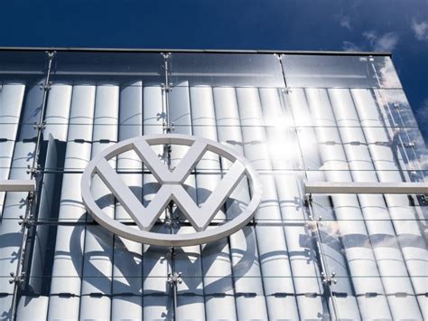 Volkswagen To Settle In Uk Emissions Cheating Scandal Rthk