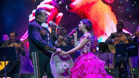 Pepe Aguilar confesó si seguirá trabajando con Gussy Lau pese a la