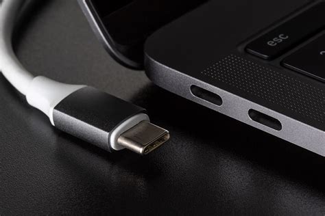 New Usb C Standard Supports Up To Gbps Data Transfers Mybroadband