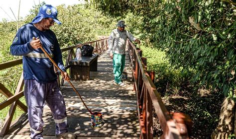 Pintura de passarela do Parque Ecológico termina nesta semana Tudo