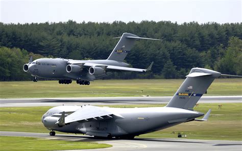 C 17 Globemaster III at McGuire Air Force Base Wallpapers | Wallpapers HD