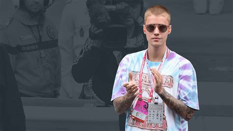 Justin Bieber Wore Sweat Shorts To The Worlds Most Stylish Car Race Gq