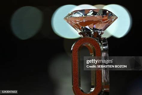 diamond trophy   premium high res pictures getty images