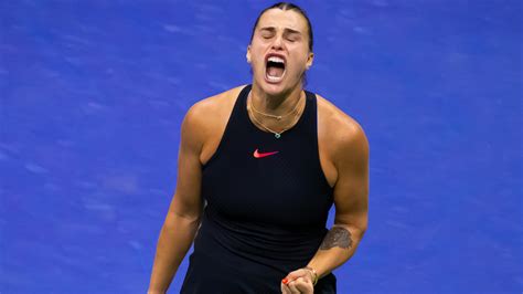 O trenó atrevido de Aryna Sabalenka enquanto o confronto a herdeira