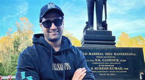 Vicky Kaushal’s photo standing next to the field Marshal Sam Manekshaw ...