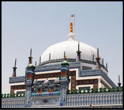 Shah Abdul Latif Bhittai (Sindhi Sufi Scholar) ~ Wiki & Bio with Photos | Videos