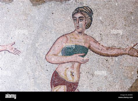 Ragazze Bikini Mosaico I Mosaici Romani Della Villa Romana O Il