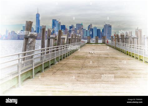 Liberty Island Pier Hi Res Stock Photography And Images Alamy