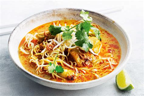 Northern Thai Chicken And Noodle Curry