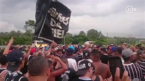 Organizada Do Corinthians Protesta Contra Presidente E Andr S No Ct