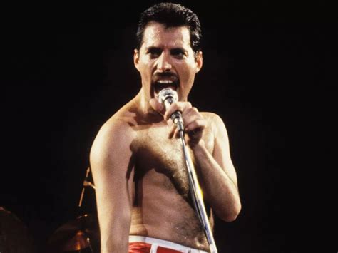 Freddie Mercury Overbite