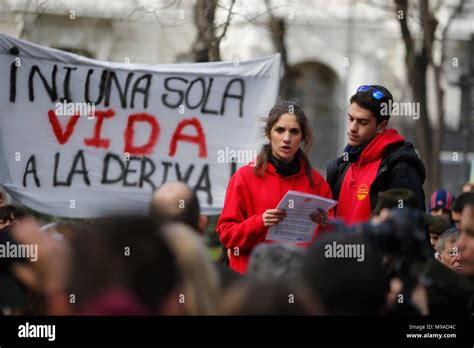 Migraciones Humanas Fotografías E Imágenes De Alta Resolución Página