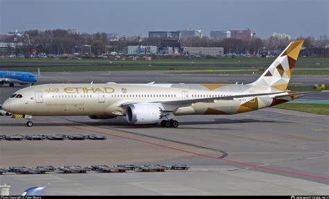 A6 BLW Etihad Airways Boeing 787 9 Dreamliner Photo By Peter Moore ID