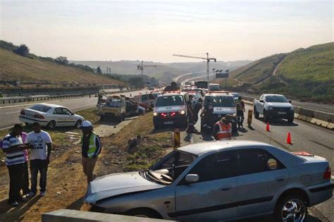 Man Dies In N2 Barrier Crash Northglen News