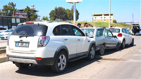 Hatay Da Zincirleme Trafik Kazas Nda Ara Ta Hasar Olu Tu