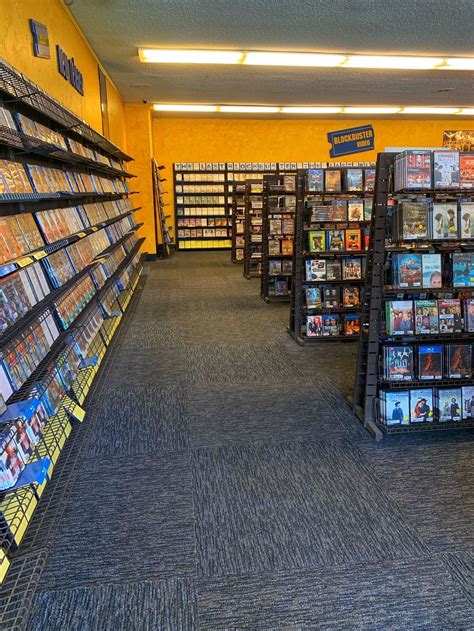 23428. The Last Blockbuster Store in Bend, Oregon Oregon College, Bend, Moving To Seattle ...