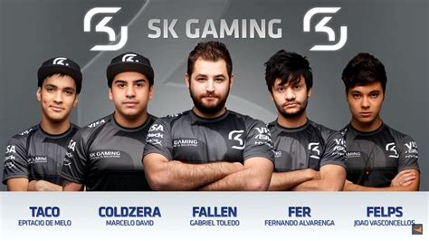 Counter Strike Sk Gaming E Virtus Pro Disputar O Partida De Futebol