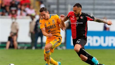 Florian Thauvin Sale Lesionado Del Partido Atlas Tigres En Liga MX