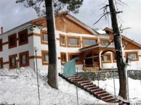 Royal Park Hotel, Gulmarg | 2022 Updated Prices, Deals