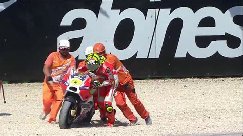 MotoGP Misano Andrea Iannone Incappa In Una Caduta Manca Grip