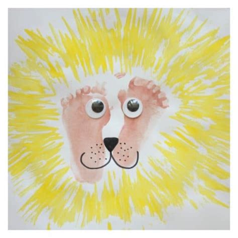 30+ Lion Art & Crafts for Kids - Emma Owl