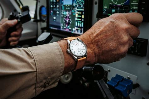 Ces 5 montres en ont une très grosse réserve de marche Masculin