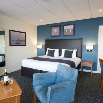 Sandbanks Hotel | Hotels in England & Wales | Osprey Holidays