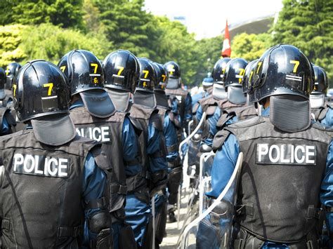 Creation of a Franco-Swiss police operational brigade to combat cross ...