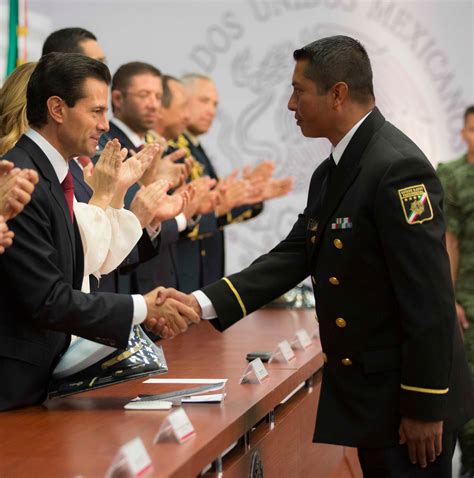 Ceremonia De Ascensos Del Personal Del Estado Mayor Presidencial