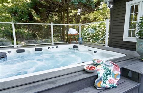 8 Hot Tub Deck Ideas To Help You Build A Zen Paradise