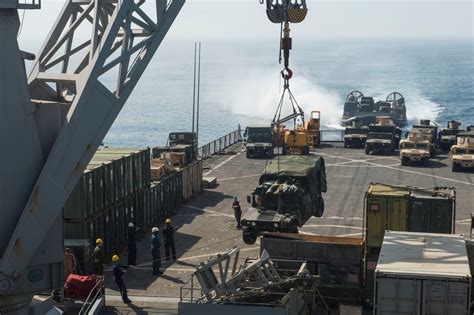 DVIDS Images USS Fort McHenry Operations Image 13 Of 19