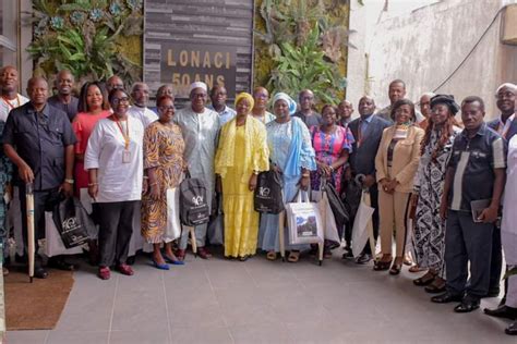 Côte d Ivoire Pèlerinage Lonaci un kit de voyage et des frais de