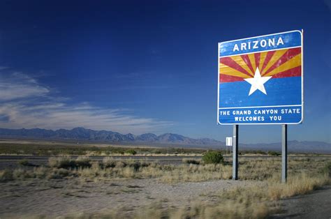 File:Entering Arizona on I-10 Westbound.jpg - Wikimedia Commons