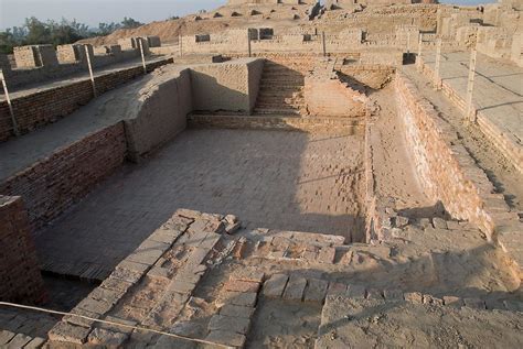 10 Facts About the Lost City of Mohenjo-Daro | Pratha