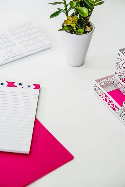 picXclicX | Free Stock Photos for Blogs | Hot Pink Office Desk 18 ...