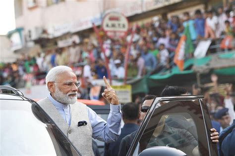 Ec Seeks Report On Pm Modi Roadshow After Congress Alleges Poll Code