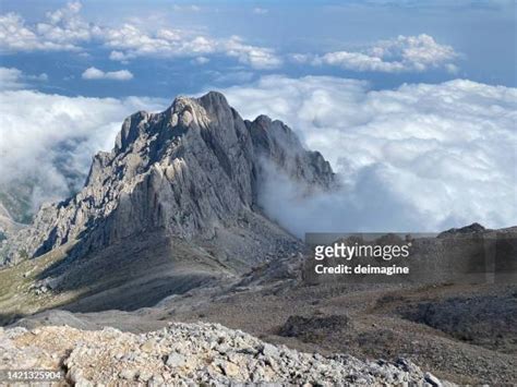 The Apennine Mountains Photos And Premium High Res Pictures Getty Images