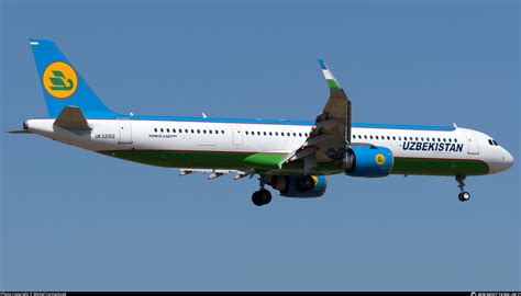 UK32102 Uzbekistan Airways Airbus A321 253NX Photo by Michał Furmańczak