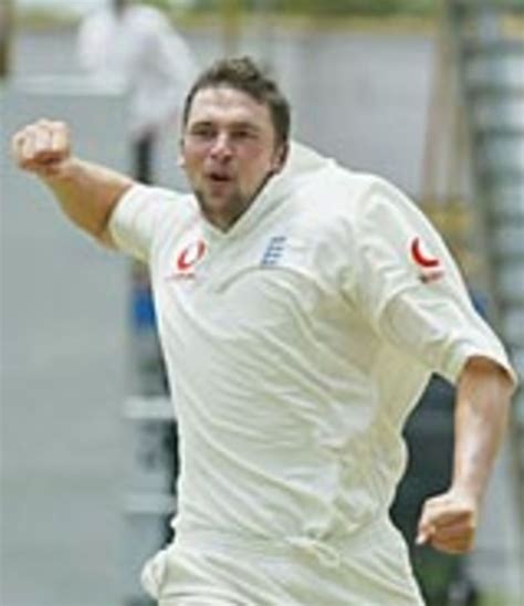 Steve Harmison Celebrates Brian Lara S Dismissal Espncricinfo