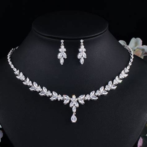 Elegant Wedding Jewelry 2pcs Cubic Zirconia Necklace And Earrings Set Jw3010 Lacedesign In