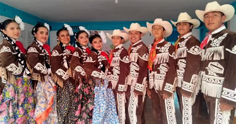 Tlaxcala En Colombia Grupo De Ballet Folkl Rico De Cuapiaxtla