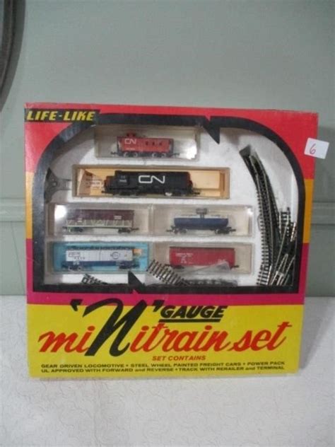 N Gauge Mini train set | Live and Online Auctions on HiBid.com