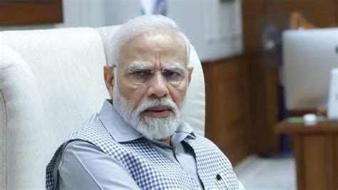 Do Not Go Into History Stick To Facts Pm Modi Tells Ministers On